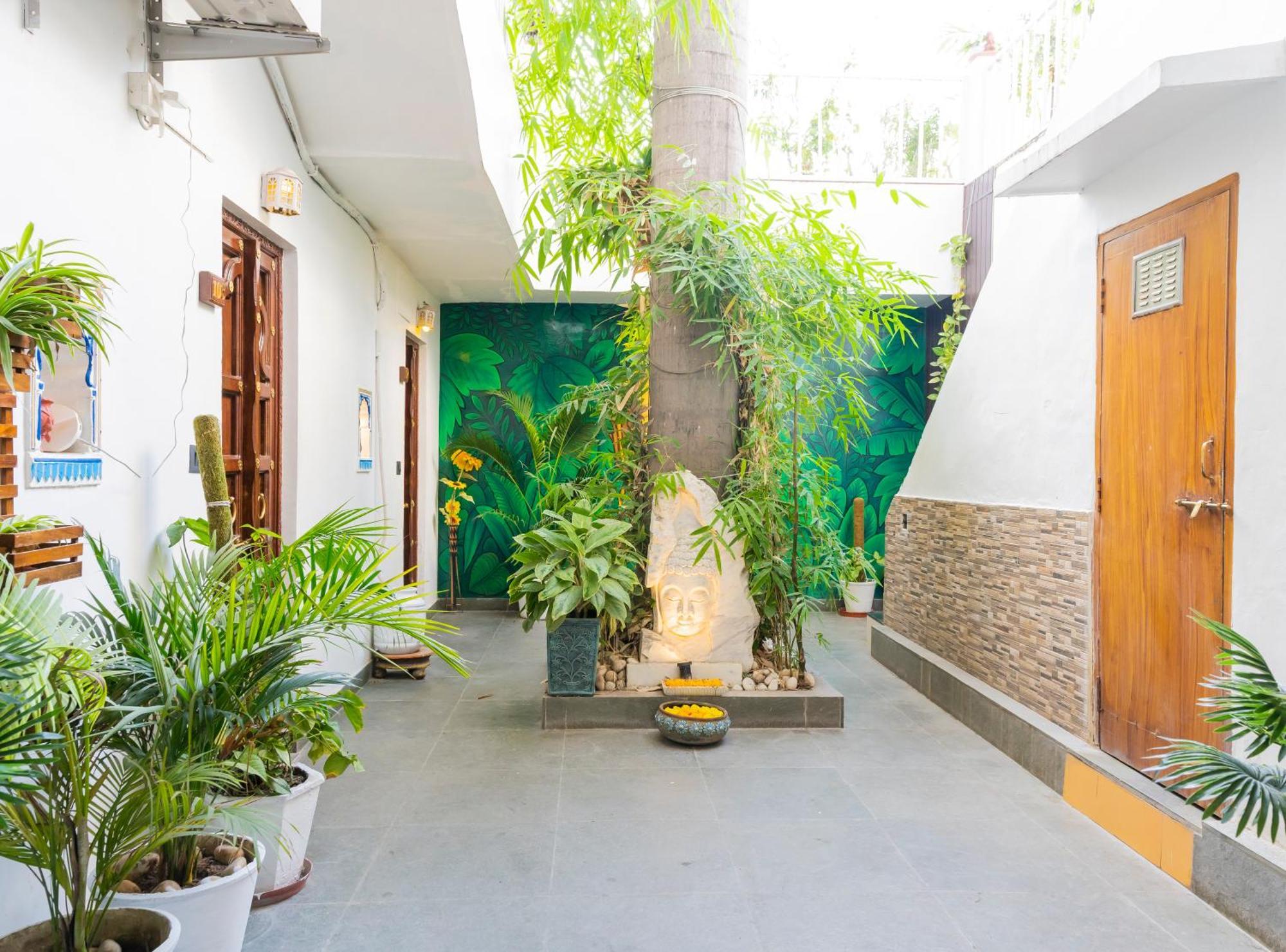 Natural Lake View Hotel Udaipur Exterior foto